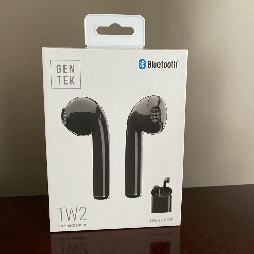 Gen Tek wireless earbuds